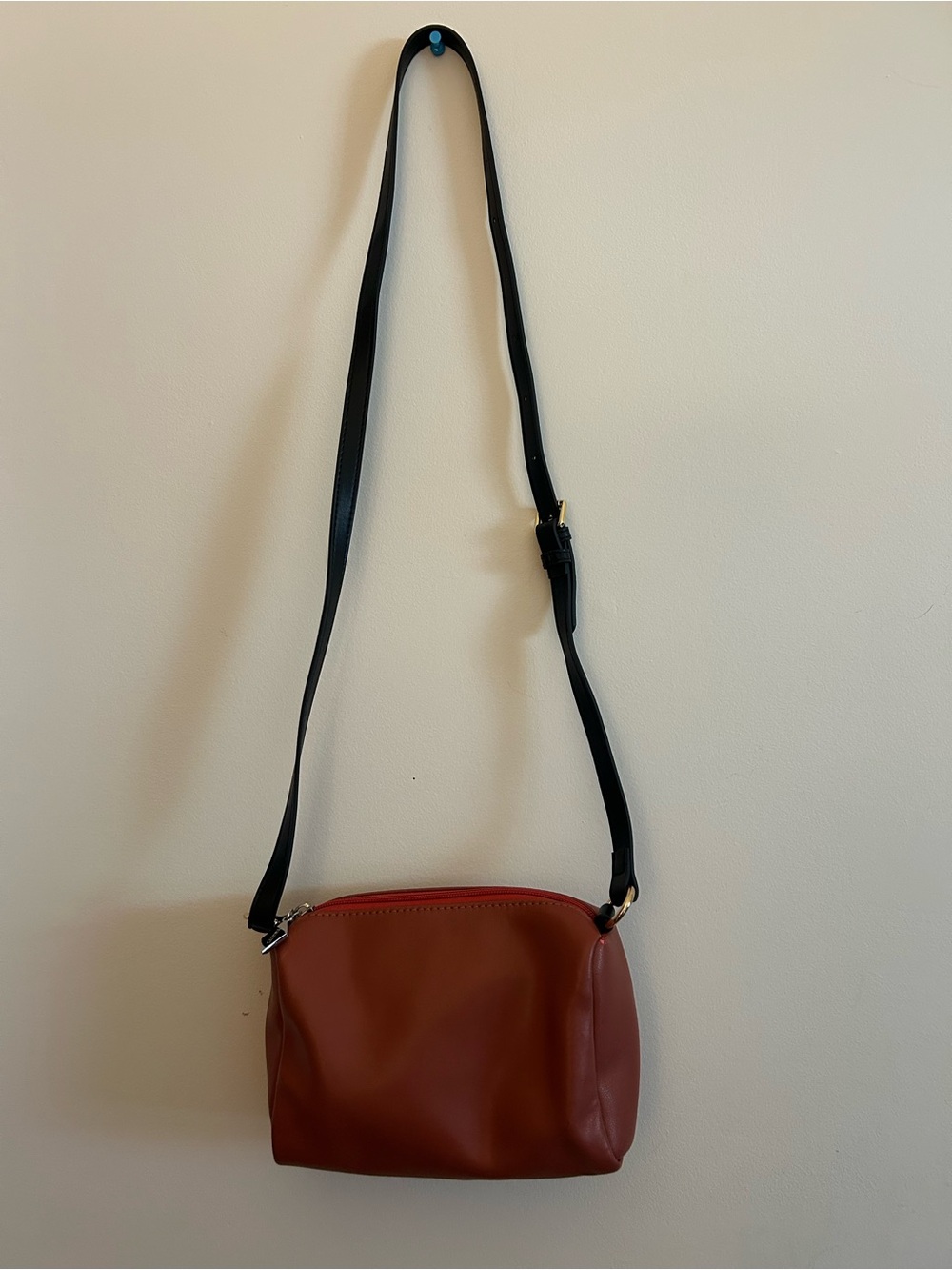 Minimalist Rust Brown Crossbody with Black Strap